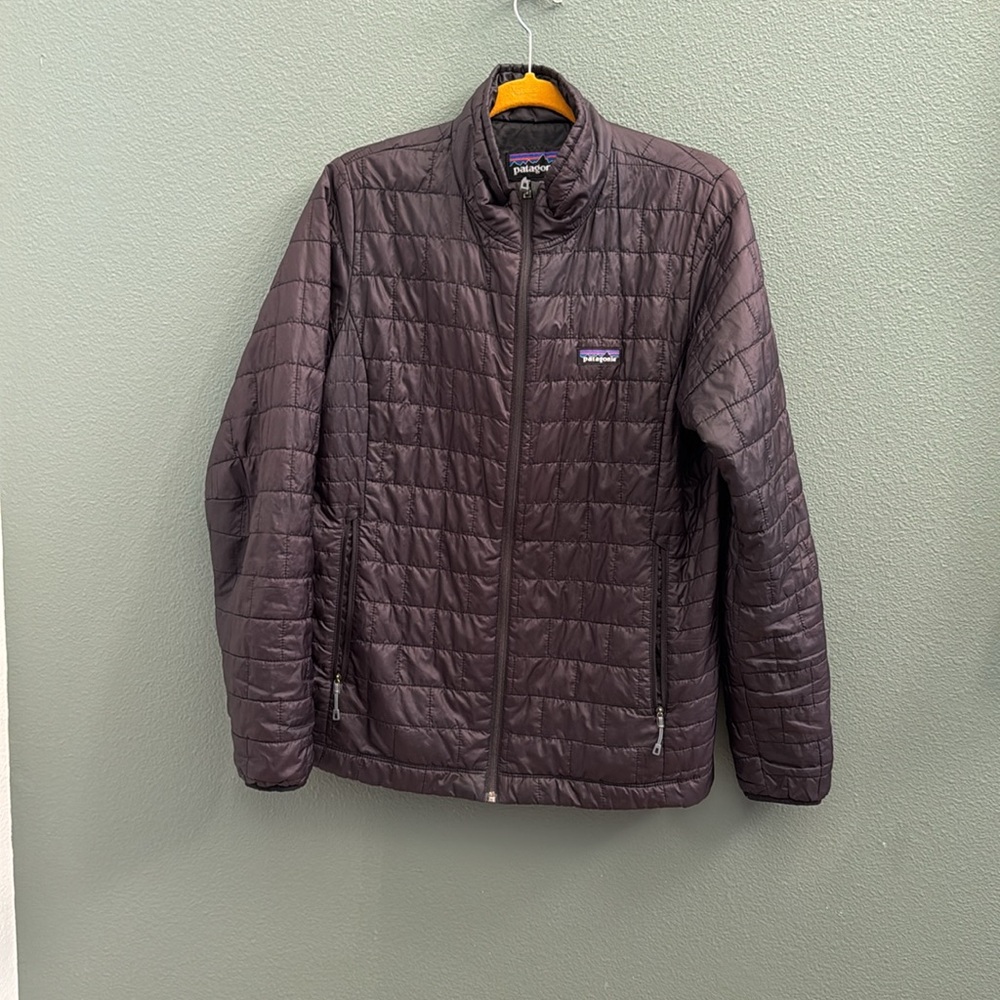 Patagonia Women's Puffer Jacket - black